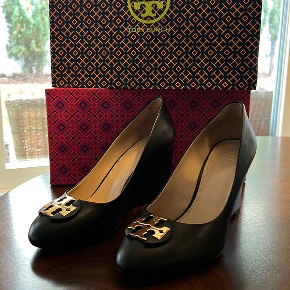 Tory Burch Luna 85MM Wedge Calf Leather size 8